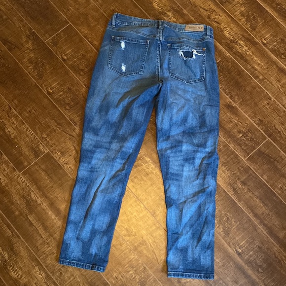 Heritage 75 - Picture 4 of 4